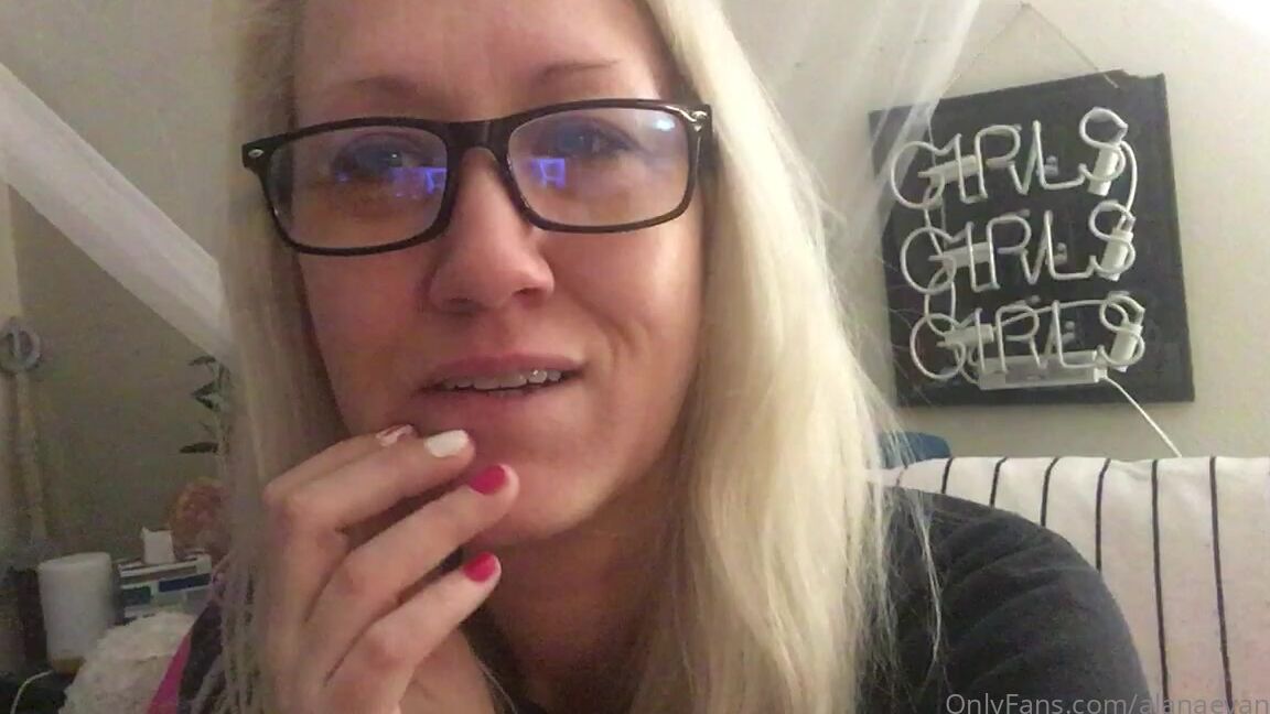 Alanaevansxxx 1514775094 12 25 2020 A Little Something I Like To Do When I Need Clarity