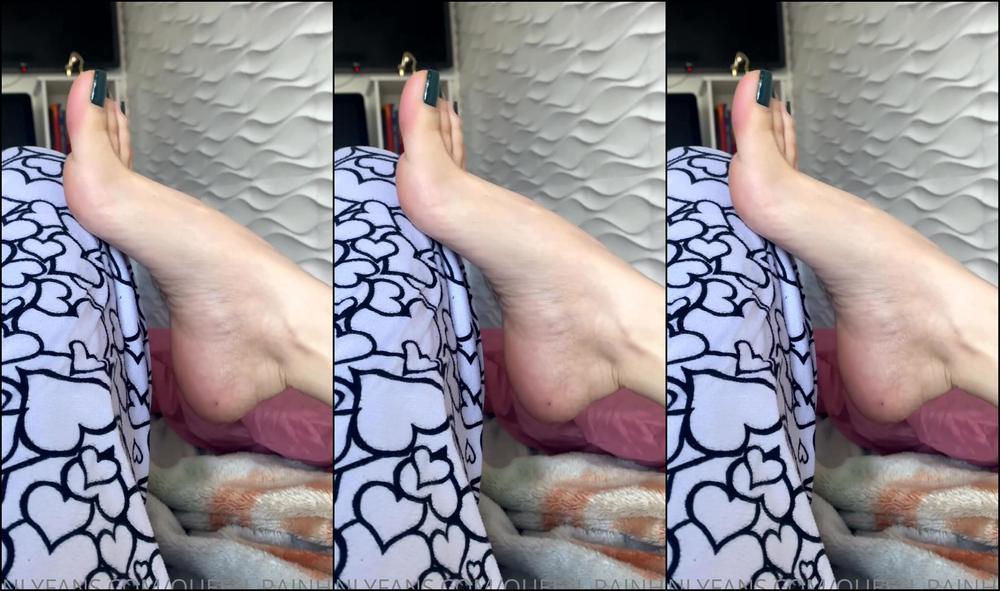 Queen Rainha My Foot Is Cold I Want Your Cum Hot Meu P Est Gelado Esquenta Com Sua Porra Qu