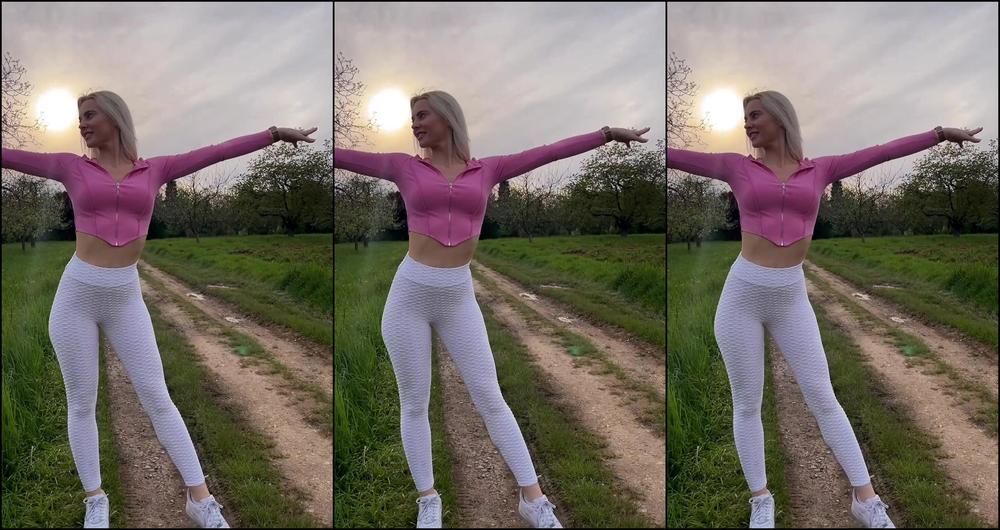 Peyton Kinsly 2856505949 05 01 2023 Come For A Walk With Me