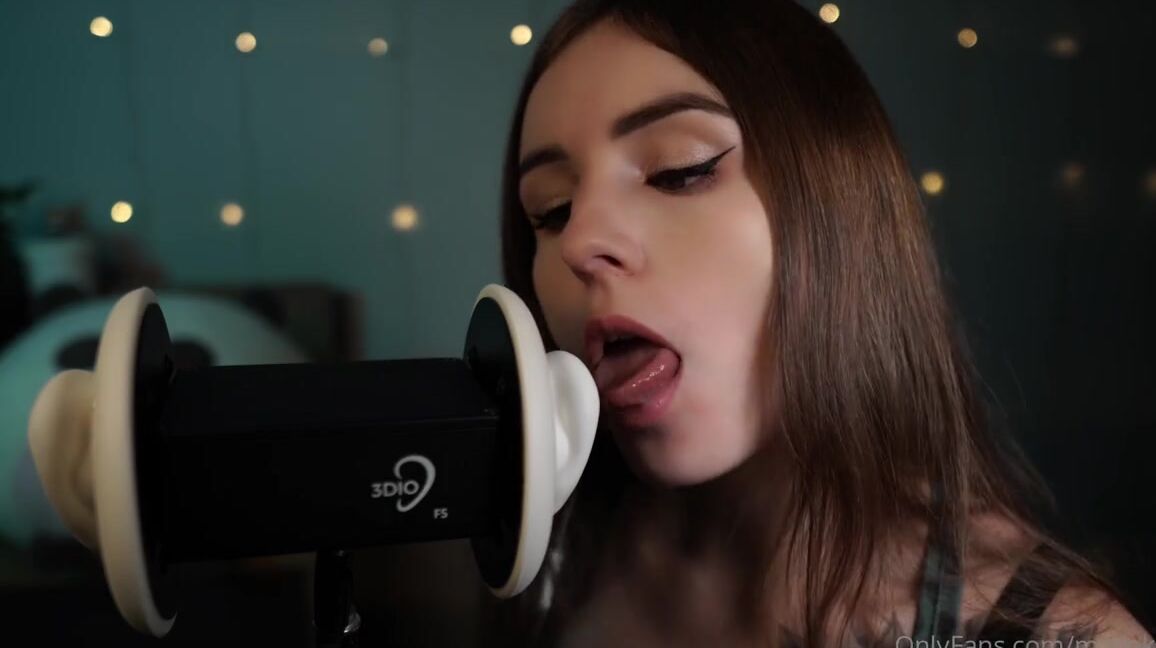 Princess Malinkaa Nicknamed Malinkaa98 10 25 2024 Onlyfans Video Asmr Eye Contact Ear Licking Ear Kissing Tongue Fluttering Stockings Scratching Which