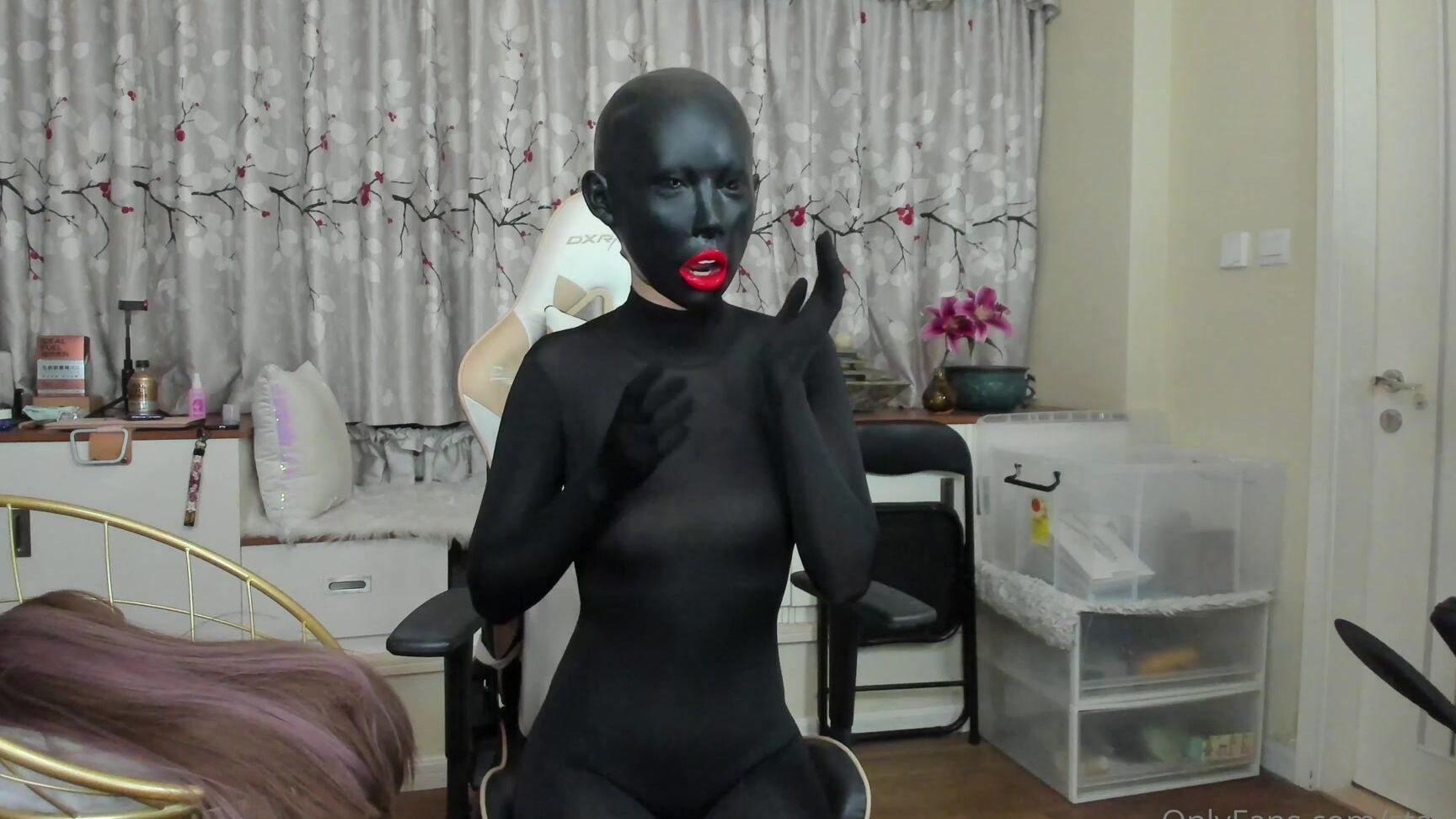 staceyxixi 14 11 2021 2274504148 wearing tight black zentai put on my sexy female Onlyfans