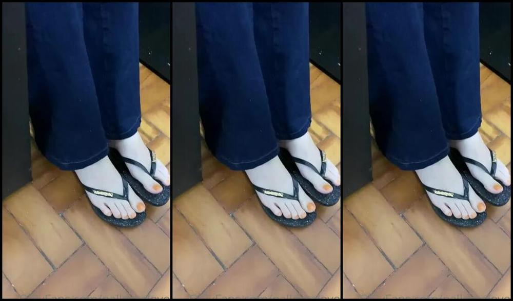 Palloma Lovely Nicknamed Pallomalovely 04 30 2021 Onlyfans Video Quer Sentir Meu Chule Depois De Ir Ao Mercado