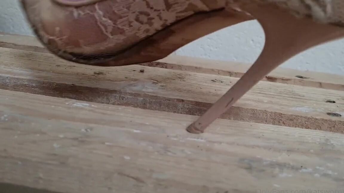 Kats Worn Heels Nicknamed Katswornheels Onlyfans Pair 4 For The Wood Test Is My Well Worn Jimmy Choos