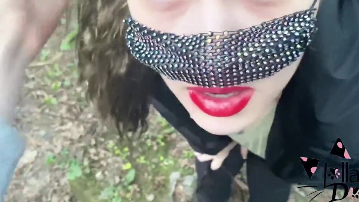 Lolla Dolly girl in the forest cum in mouth Pornhub
