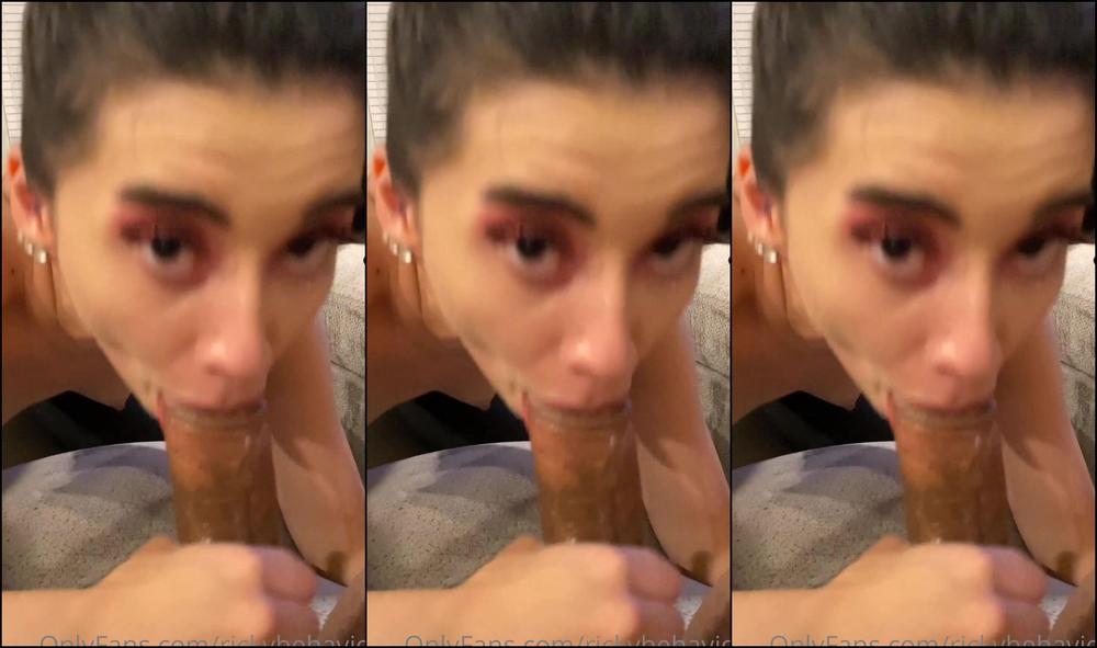 Rickybehavior We Were Texting And She Wanted To Suck Some Dick So I Invited Her Over