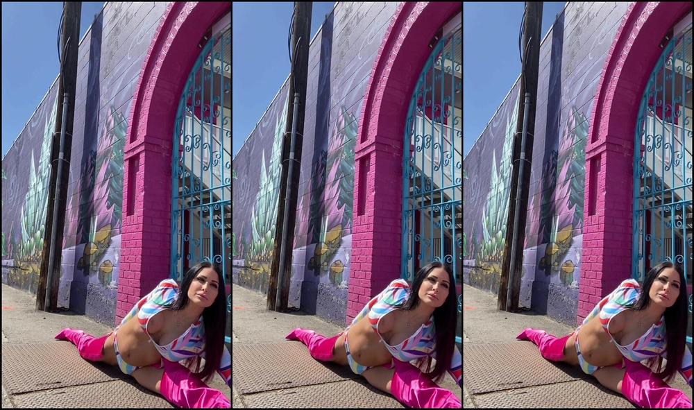 aleahjasmine-18-05-2022-2459245752-behind-the-scenes-flexibility