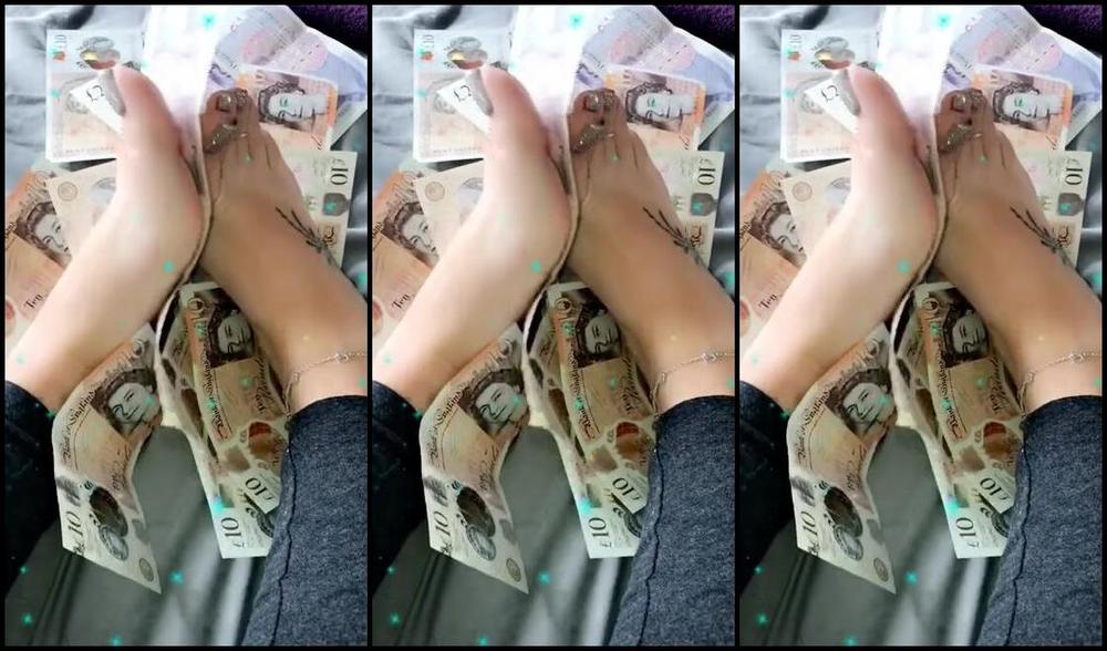 Footsiegalore Onlyfans This Is Why I Work At Weekends It S Been A Profitable Weekend For My Beauty Business Z