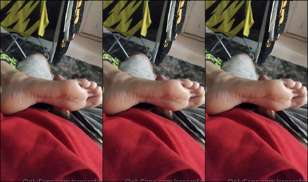 Sresrafeet Mistressnara Teasing Me With Her Amazing Feet Soles Squeezing And Slapping My Dick Whi