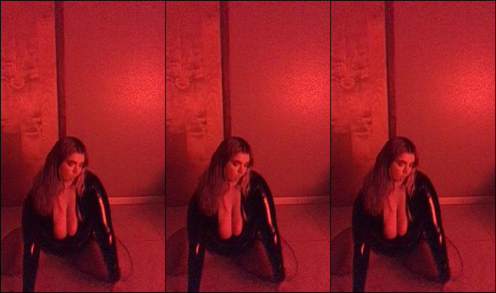 Rose D Kush 544598943 07 16 2020 Some Sexy Stripper Floor Work Was Feeling Extra Spicy Today