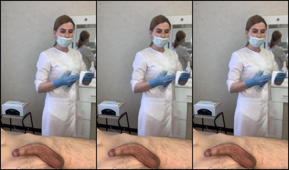 A Man Came Unexpectedly During Waxing Almost Got On The Master S Robe