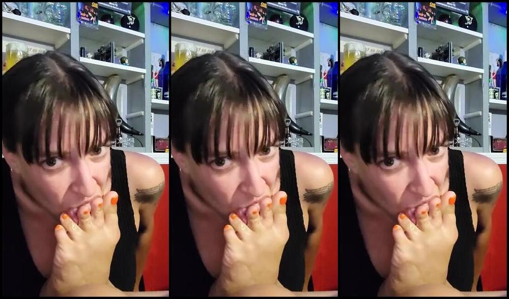 Crystal Paris Nicknamed One Lonely Foot 08 18 2025 Onlyfans Video I Got A Little Hungry