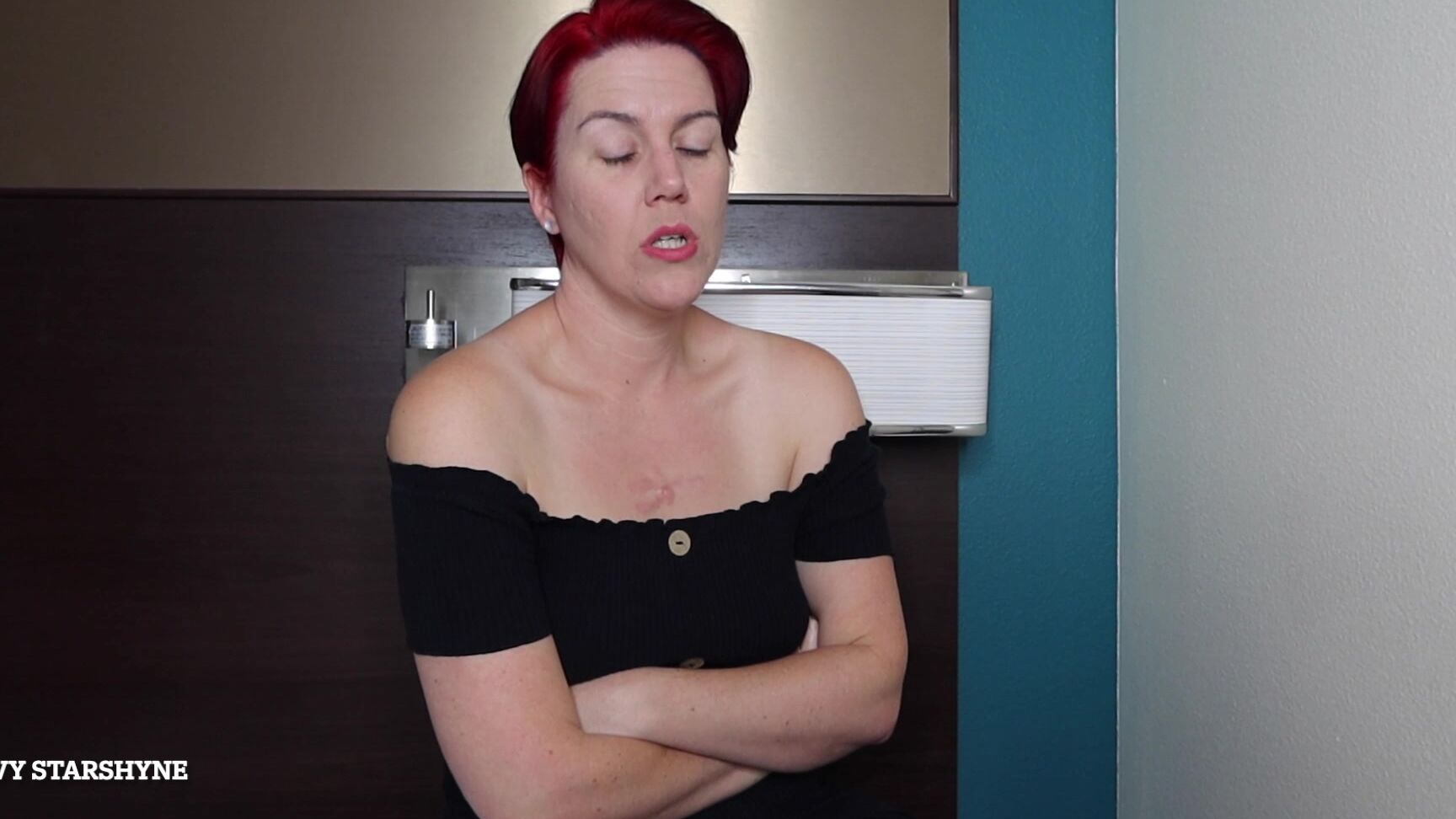 Ivystarshyne Fat Flip