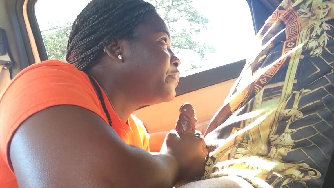 Ebony Backseat Blowjob 1⁄2_deboflix PornHubPremium