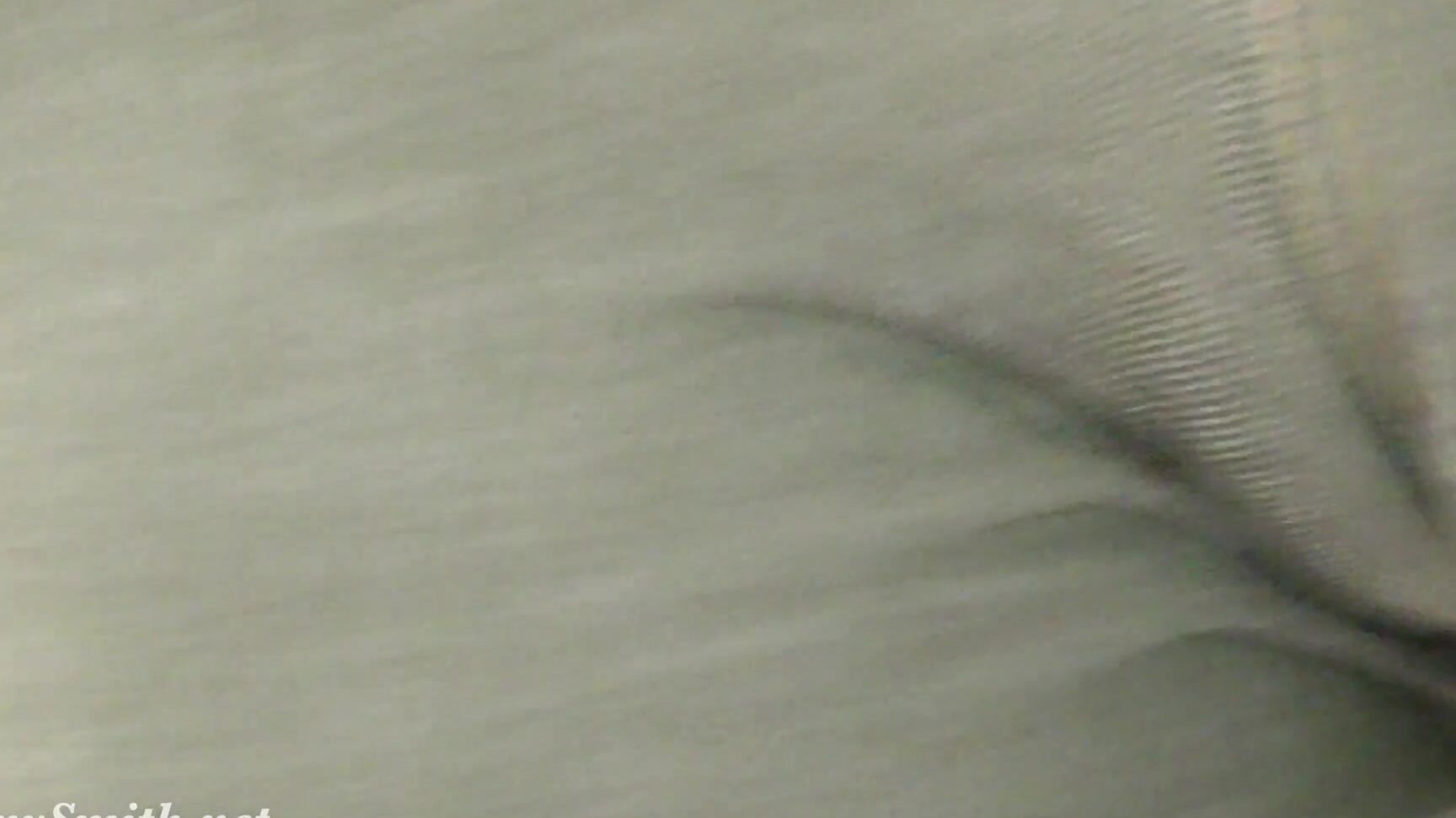 Jeny Smith tight pants and camel toe Pornhub