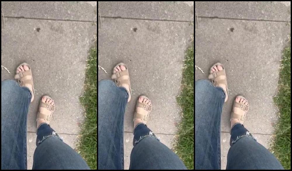 Athletoes Nicknamed Athletoes Onlyfans Short Little Stroll To The Coffee Shop