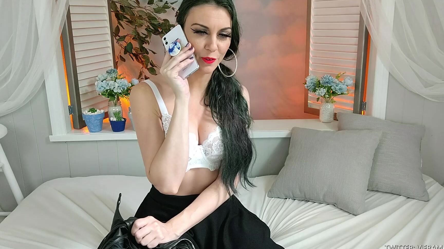 Vieramayxxx Talking On Phone While Being Fucked
