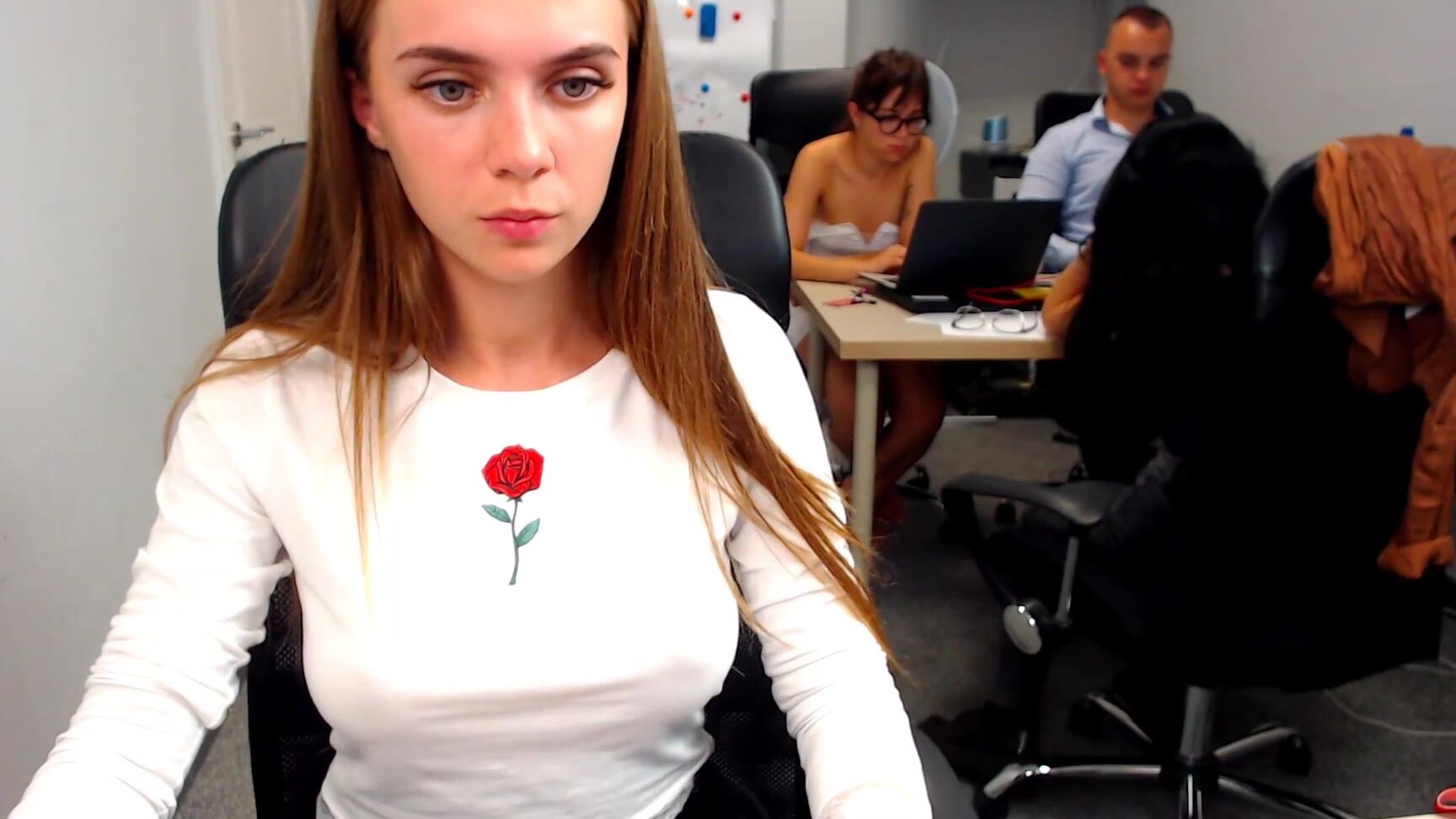 Masturbation, Blowjob, Threesome Anabel054 show on 2019-10 SiteRip