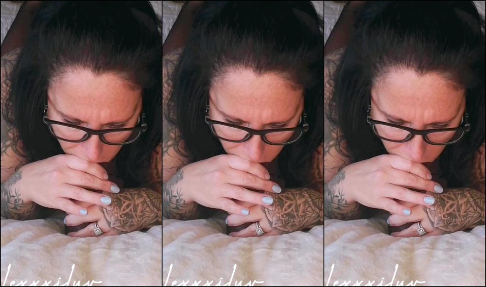 Lexxxiluvvip Here S The Video Of Me Squirting I Know It S Hard