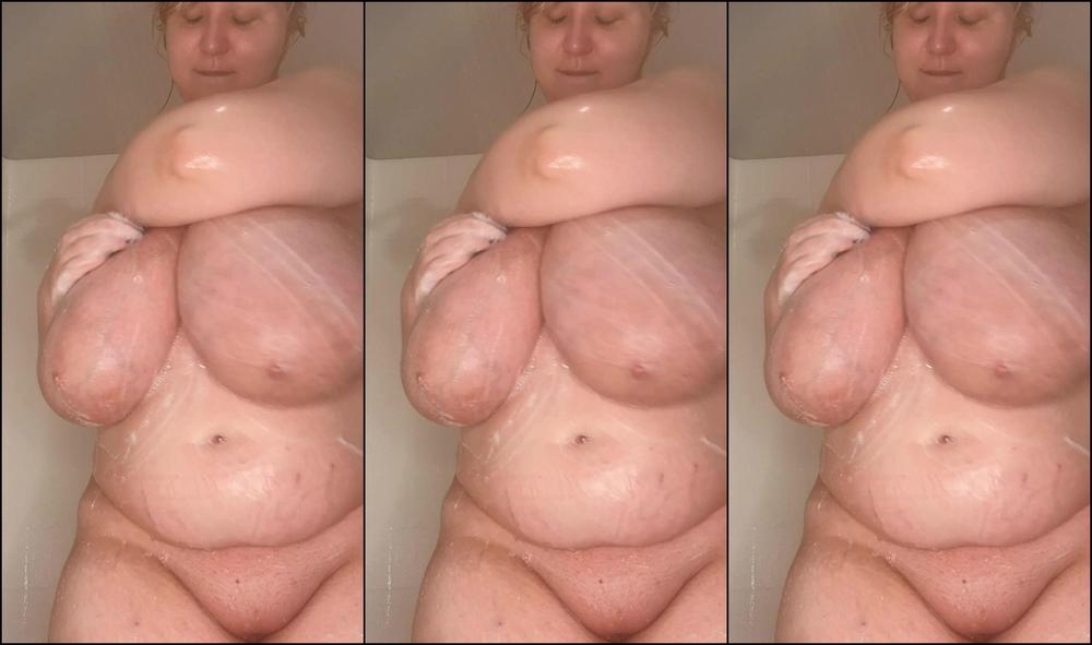 Hunnythorne 3597277327 12 08 2024 Eeee Finally I Have Some Wifi So As A Reward For You Being So Patient With