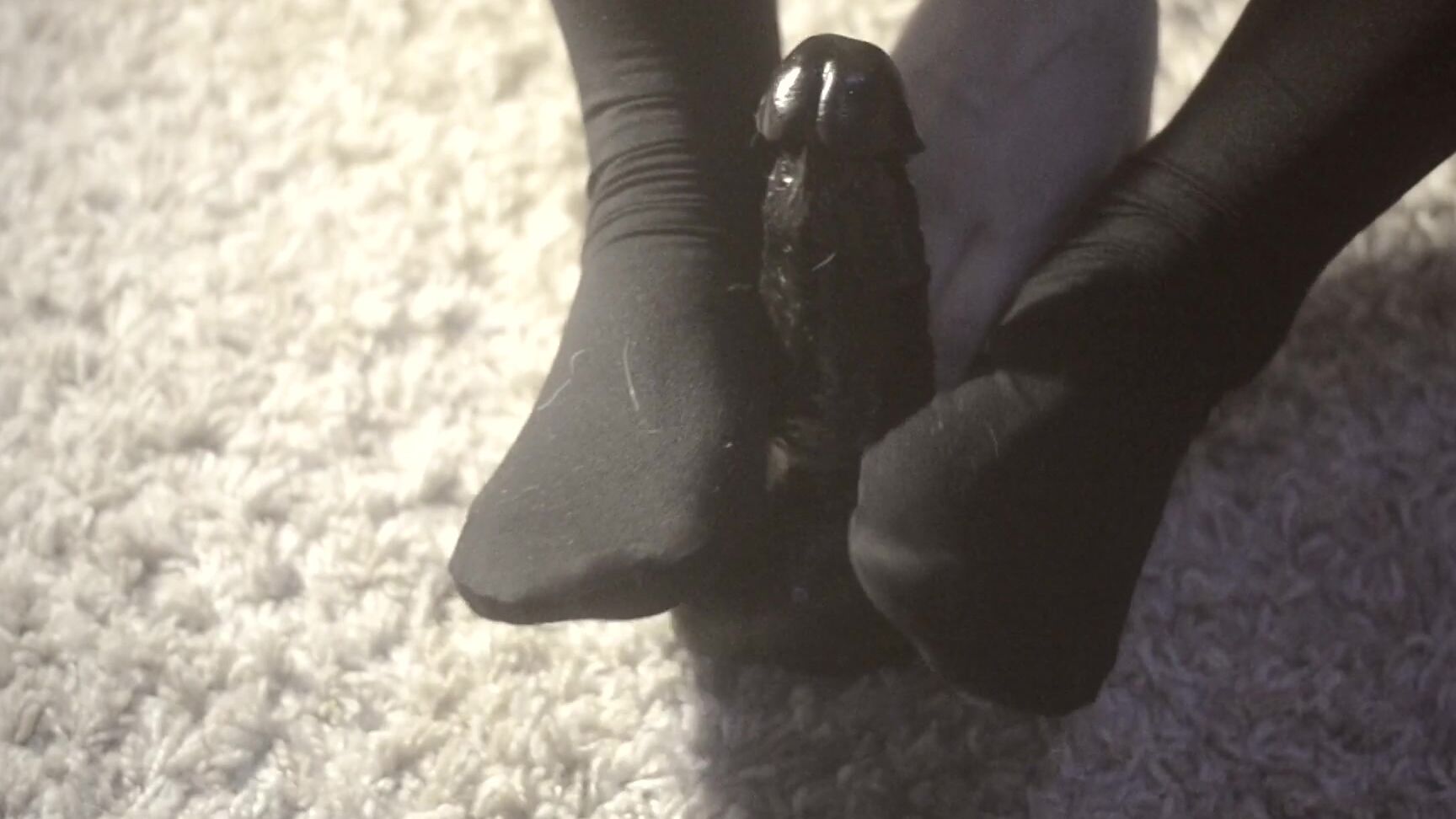 Spookyboogie Princess Elizabeth Plays With Bbc Dildo Man