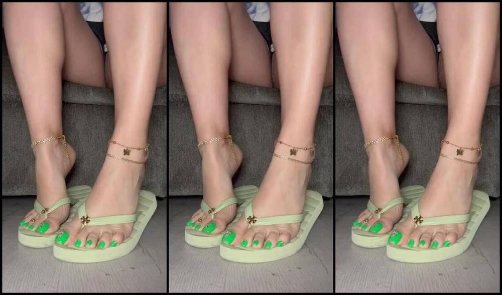 Dafootgoddess1 01 23 2025 Onlyfans Video Hear The Bottom Of My Soles Slap These Tory Burch Flip Flops Amp Stroke