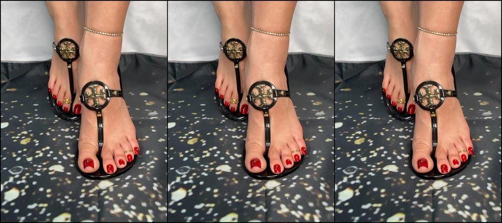 Thee Celeste 2857365687 05 02 2023 Teasing You In Red