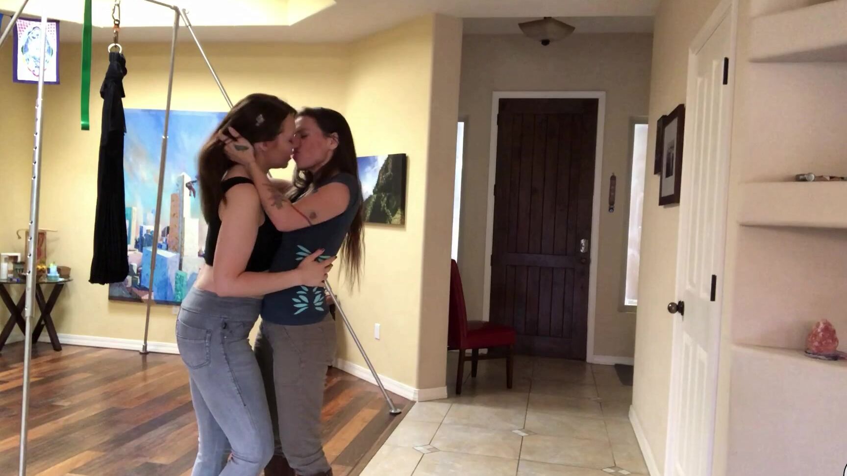 Brunette,Kissing,Lesbians,Scissoring,Socks ciren verde scissorgasmic fun version 2 ManyVids
