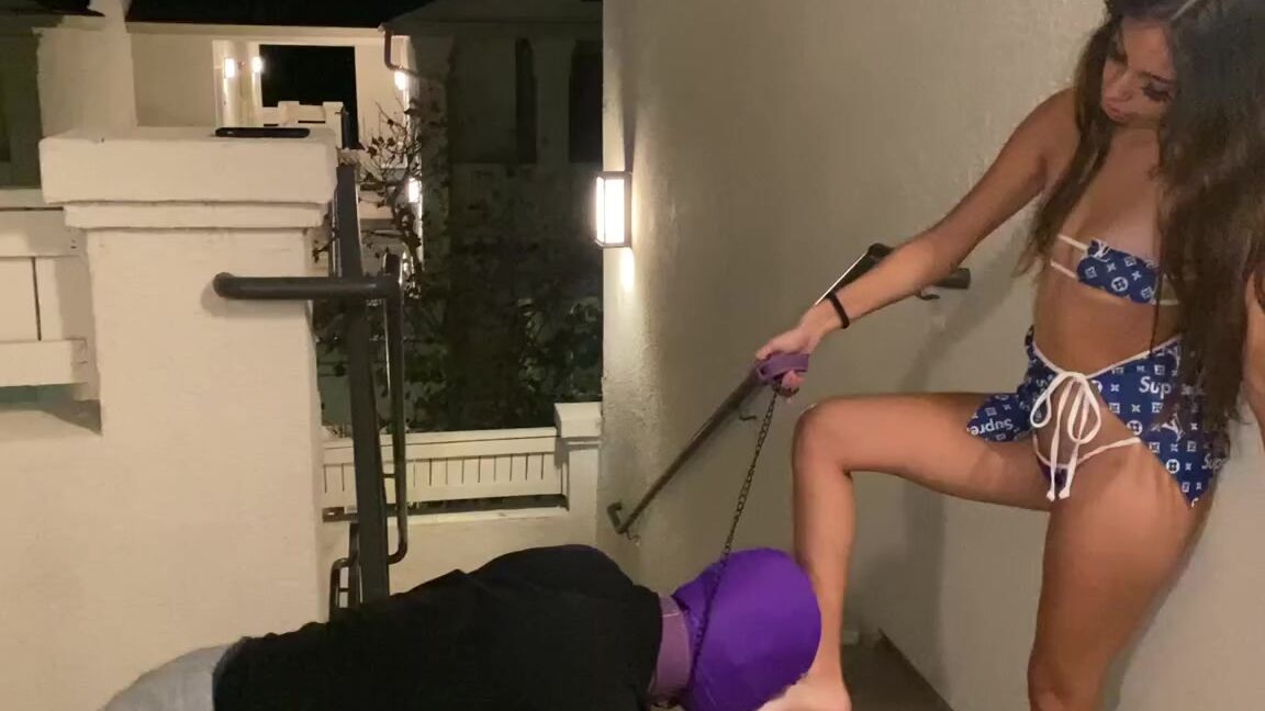 Goddess Nicknamed Trampledbydee Onlyfans Get On Your Knees Jk