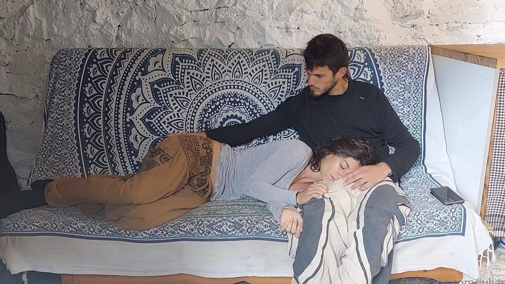 Juliarocax Me Echo Una Siesta Encima De Mi Chico Y