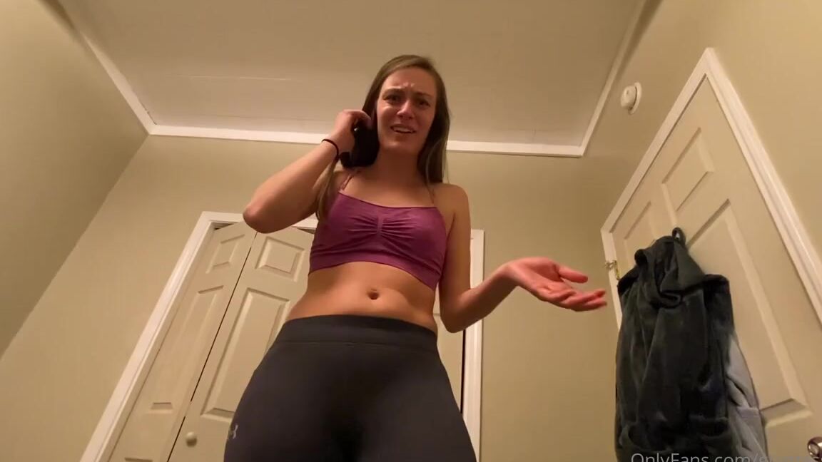 Giantess Tara Nicknamed Giantesstara 05 12 2024 Onlyfans Video Happy Mothers Day I Thought It Would Be Fun To Celebrate With A Throwback With My