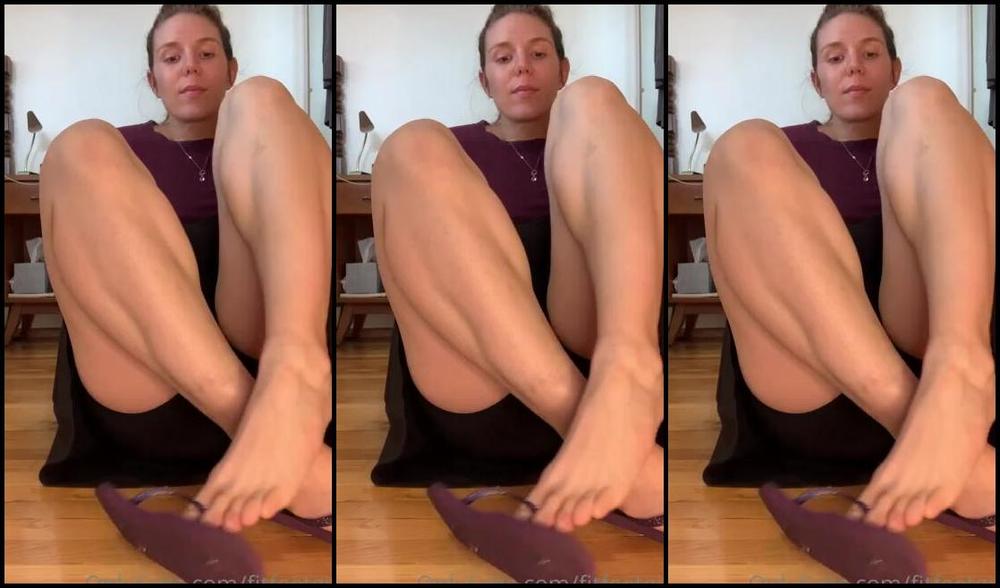 Nina Aka Fityoginina Onlyfans This Was Suppose To Post Wednesday But Apparently It Did Not So Happy Flip Flop Friday Thank You