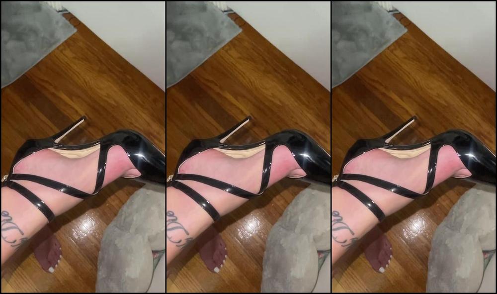 Itwasalwaysmysolesvip 2913077309 06 20 2023 Slow Motion Taking Off My Heels