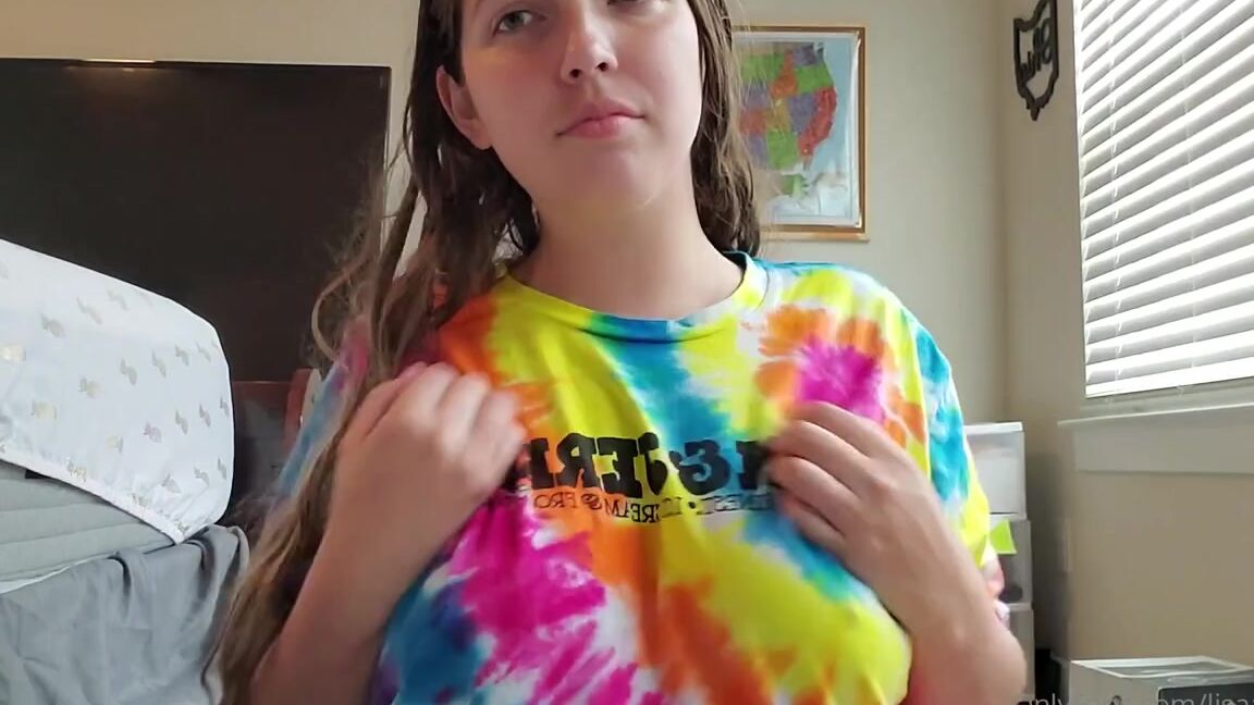 Lisaasmr Onlyfans Shirt Rubbing Deleted Youtube Video