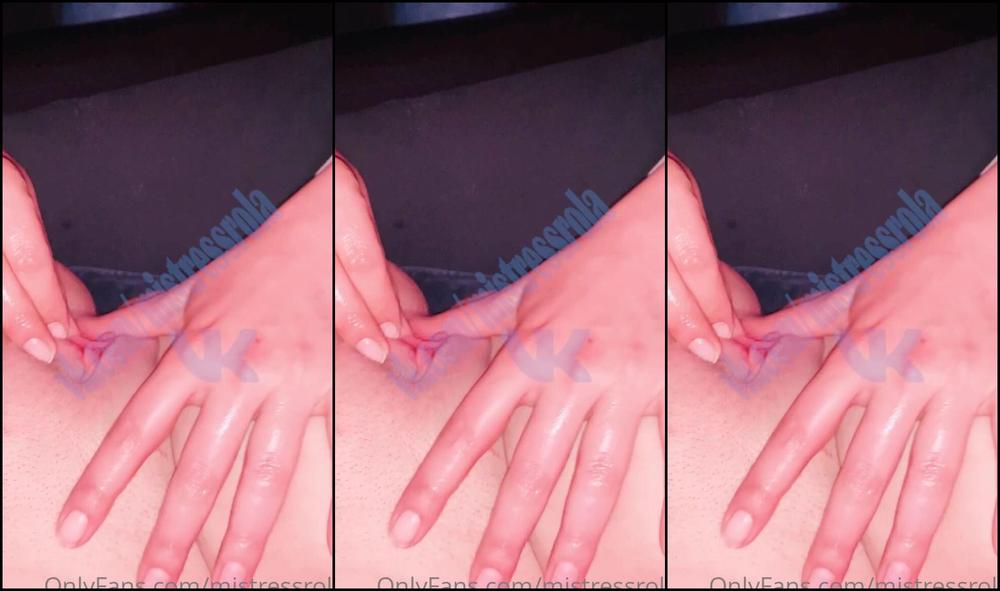 Mistressrola I Lick My Girlfriend Pussy In Public Tutkuruyaa