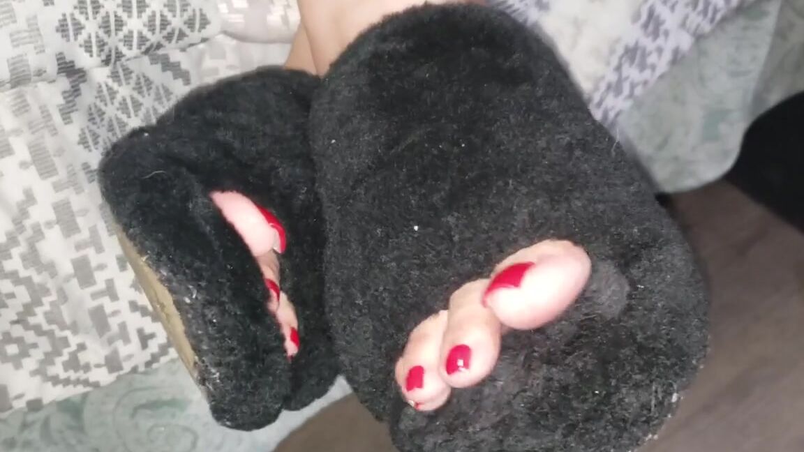 Pediqueensoles Nicknamed Pediqueensoles Onlyfans I Hate It When My Feet Gets Dirty