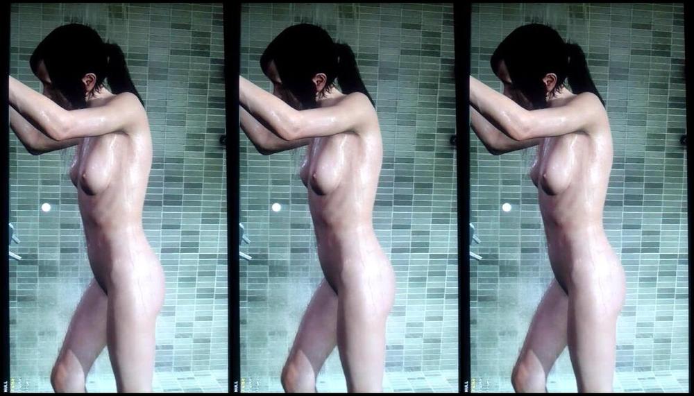 "Mix" Ellen Page Shower_2 SiteRip
