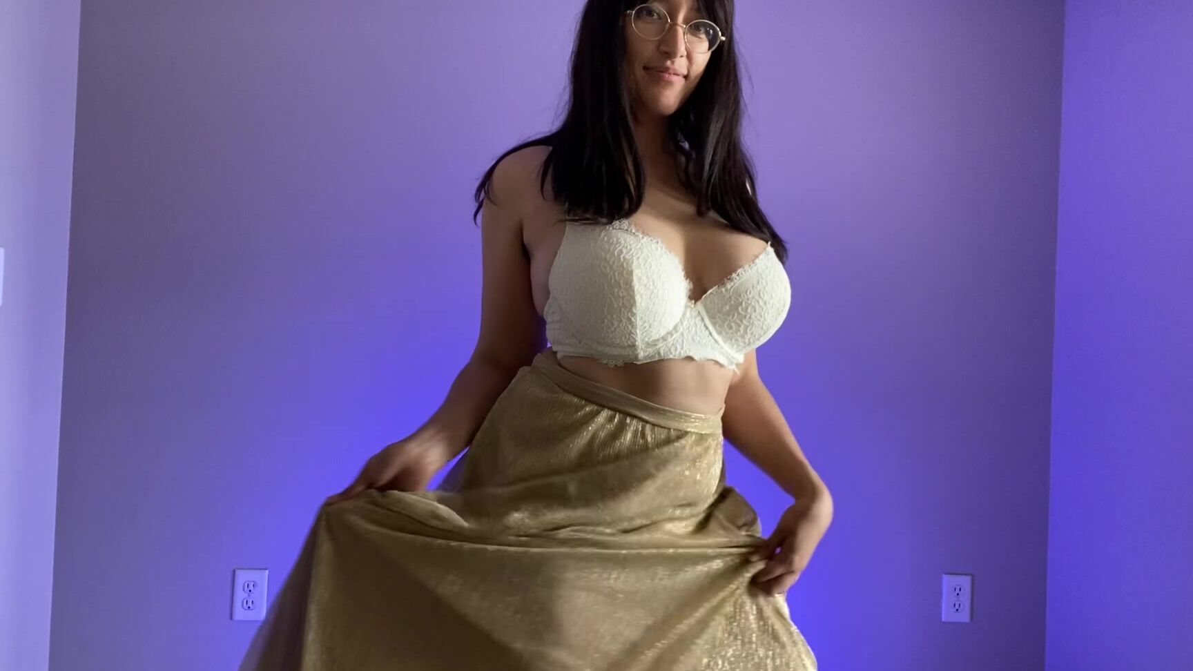 Zarasutra 2378673327 03 04 2022 I Got These New Lights And Thought They Would Look Great In A Dance Video Even