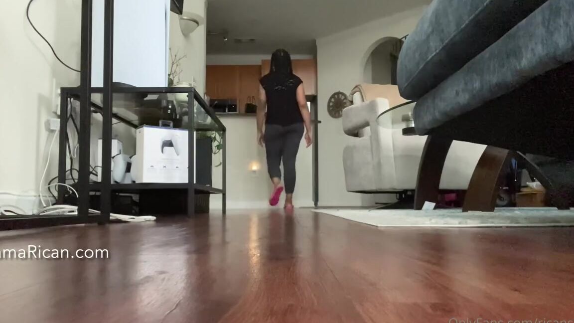 Mama Rican Aka Ricansoless Onlyfans Filmed A Custom Video Yesterday Here Was Some Extra Footage Watch Me Watch Around With My Loud