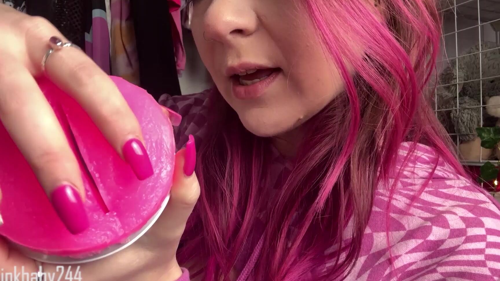 "pinkbaby24" british, fingering, fleshlight, non-nude, pussy eating eating-my-pussy Manyvids