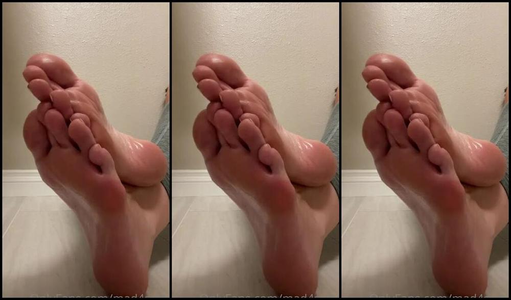 Goddess Mads Nicknamed Mad4Soles Onlyfans My Crossed Soles Are So So Hot