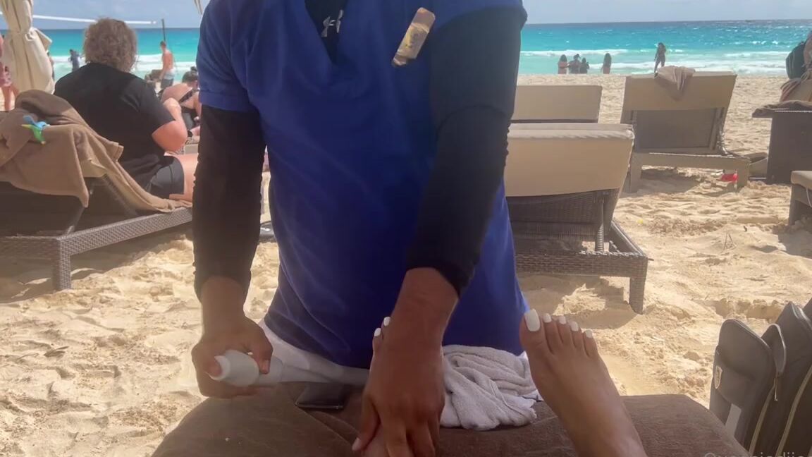 Queenjodiieetoes Aka Prettyfeetonly1800 Onlyfans Beach Massage It Was The Best