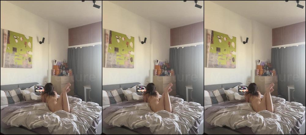 Msbreewc Feeling Horny And Hump My Pussy With Vibrating Dildo Imagining Its Yours