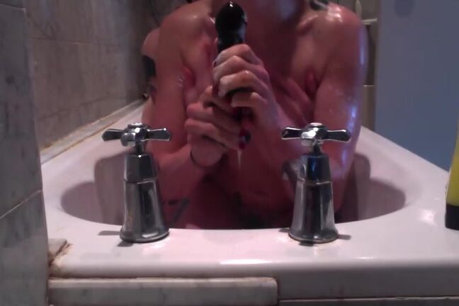 Viciusgirl Naughty Lesbo Shower