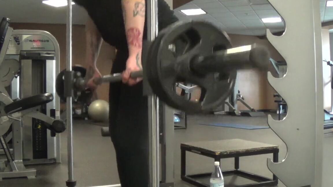 Chubby Tattooed Girl Deadlifts at the Gym [2015]_Elle Hell PornHubPremium