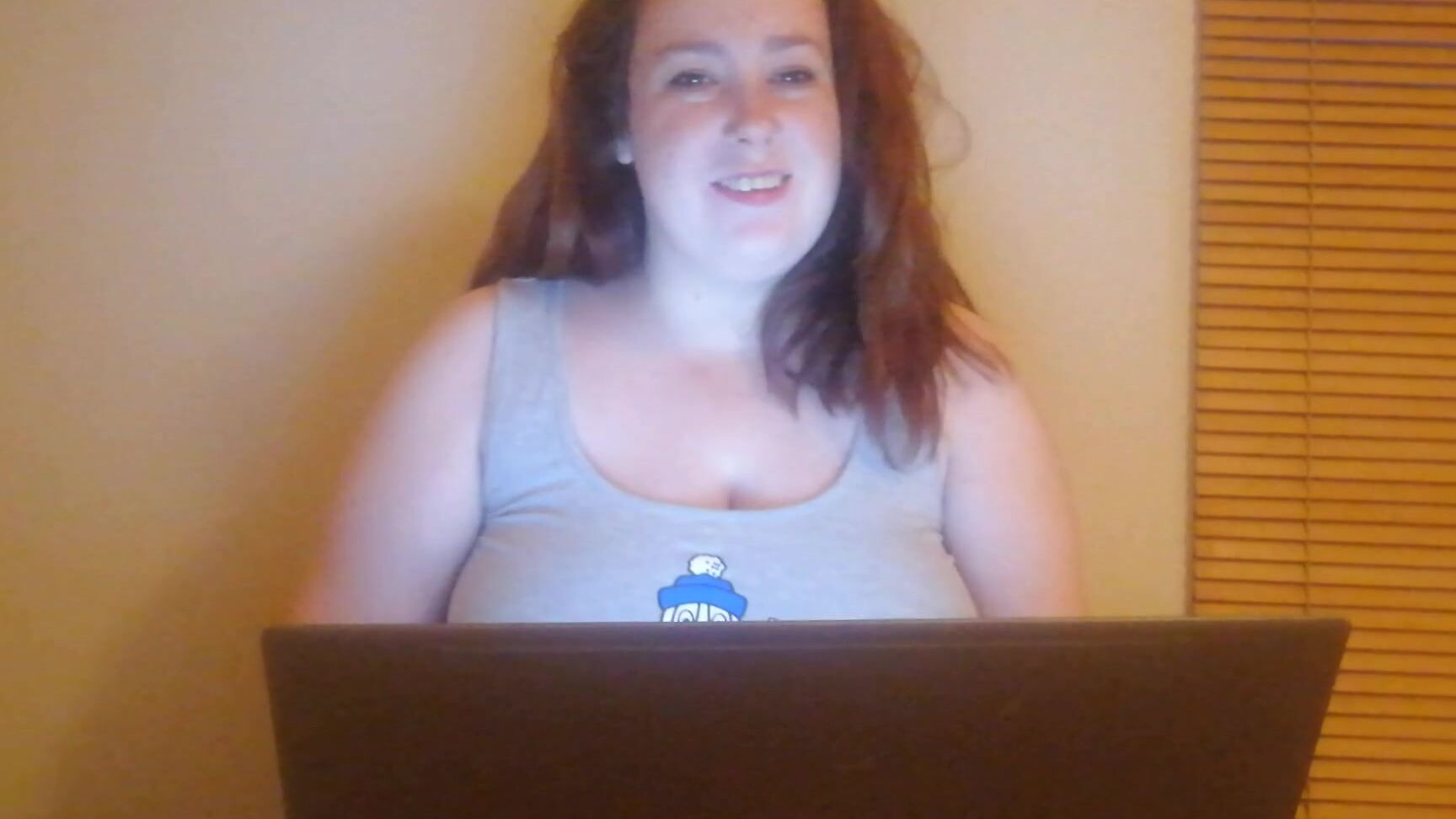 "Aliceinkinkyland" Smoking, Smoking Fetish, Bbw, Big Boobs, Big Tits, Irish Girl, Sfw, Tartan Skirt, Irish, Suggest Aliceinkinkyland Slush Puppies Pornhub