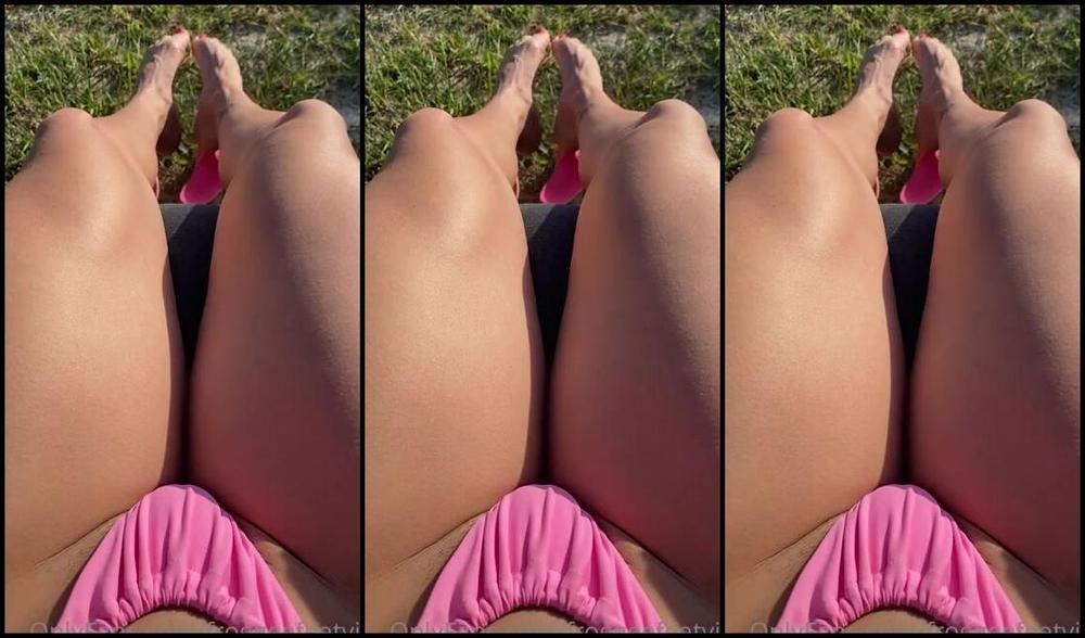 Froggeevip Onlyfans Sun Tanning 1