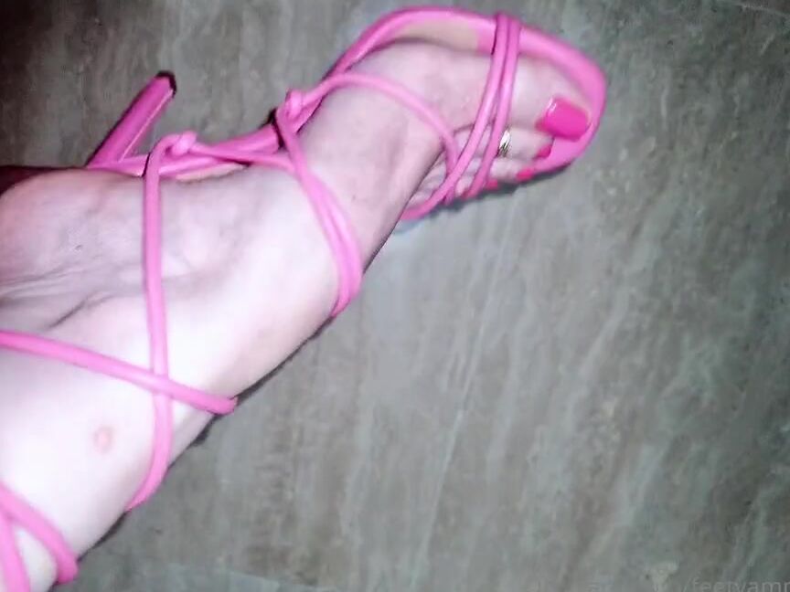 Feetvampire Nicknamed Feetvampire Onlyfans Video 2622