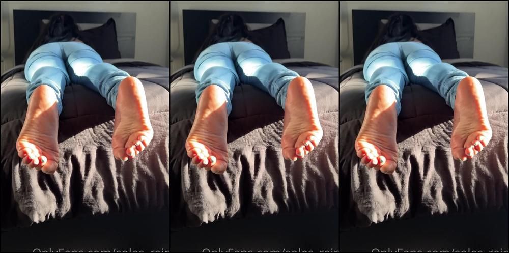 Chiquitatoes Don T You Wish My Soft Oily Soles Wrapped Around Your Dick