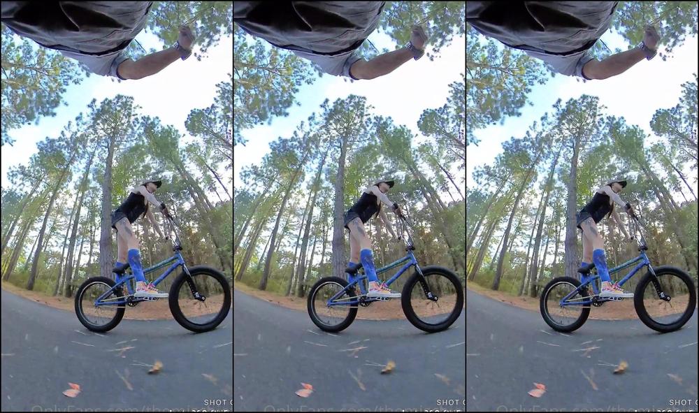 Themischiefs Went To The Park And Ate Dinner With Mr And Then We Went For A Ride Around The Lake Mis