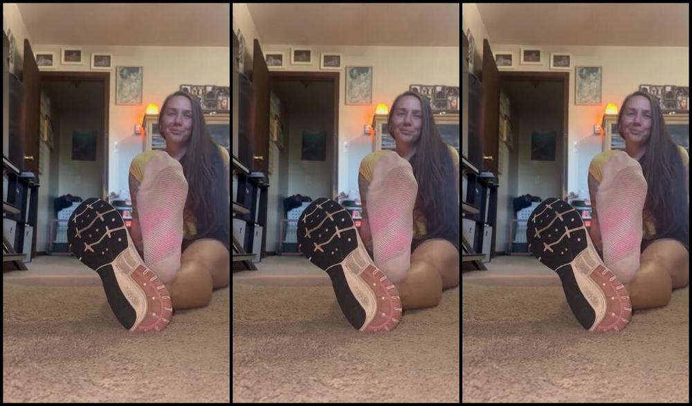 Soldmysolesforink Nicknamed Soldmysolesforink 10 04 2023 Onlyfans Video Happy Toesday My Loves